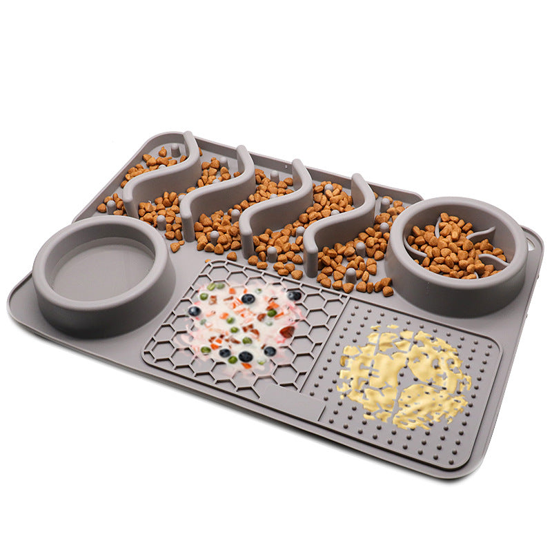 Revolutionize Your Pet’s Mealtime: The ALL-IN-ONE Multi-Functional Slow Feeder Enrichment Mat